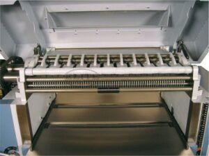 Oliver Machinery 25” 230V Three Phase Planer with HCX Helical Cutterhead 4470.153T - Image 3